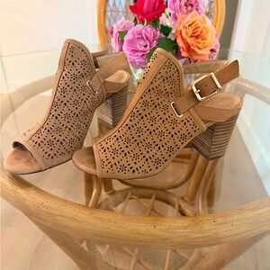 ANTONIO MELANI Brown Cutout Block Heel Sandals